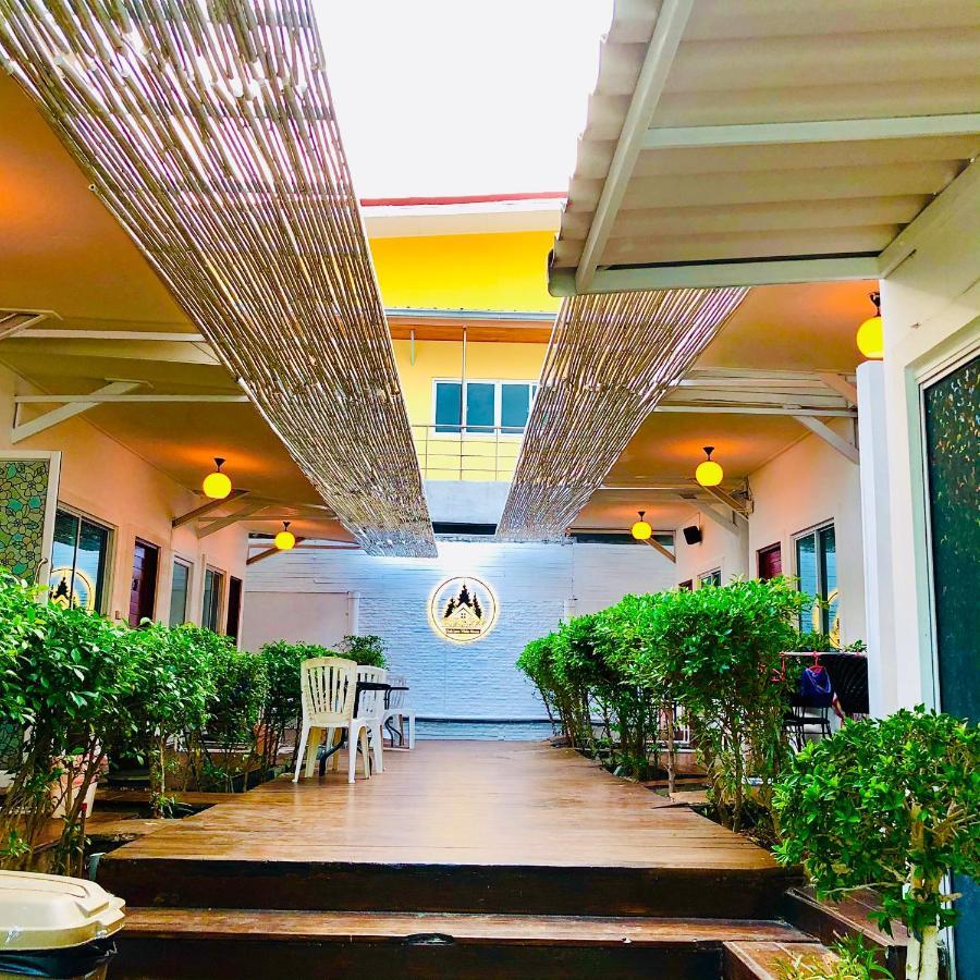 Koh Larn White House 호텔 외부 사진