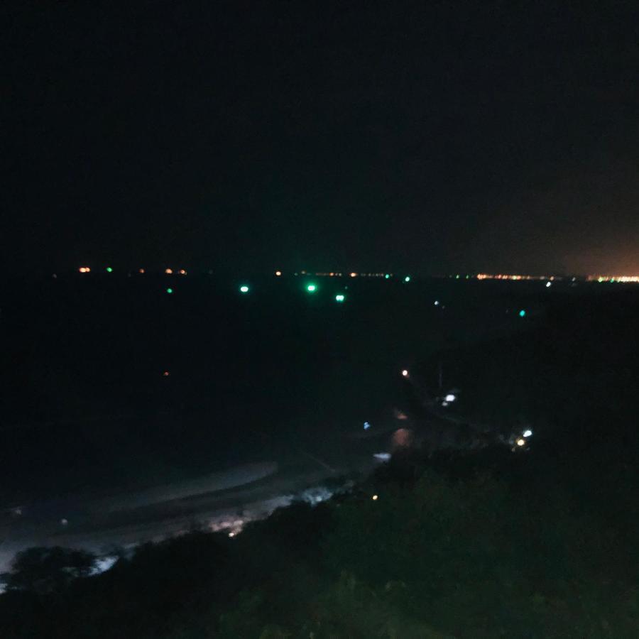 Koh Larn White House 호텔 외부 사진