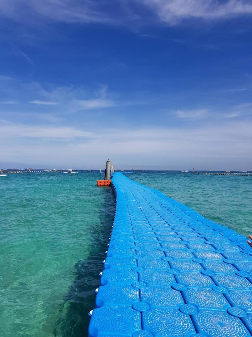 Koh Larn White House 호텔 외부 사진